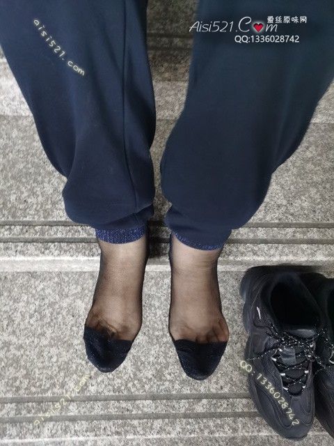 原味丝袜|袜类,臭短丝袜,爱丽丝(此活动可指定MM,但袜类随机)——2024年01月份顾客预订珠宝02棉底黑丝