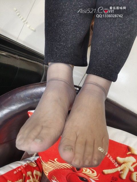 爱丽丝(此活动可指定MM,但袜类随机)——2026年03月份顾客预订导购06灰丝原味丝袜|袜类臭短丝袜